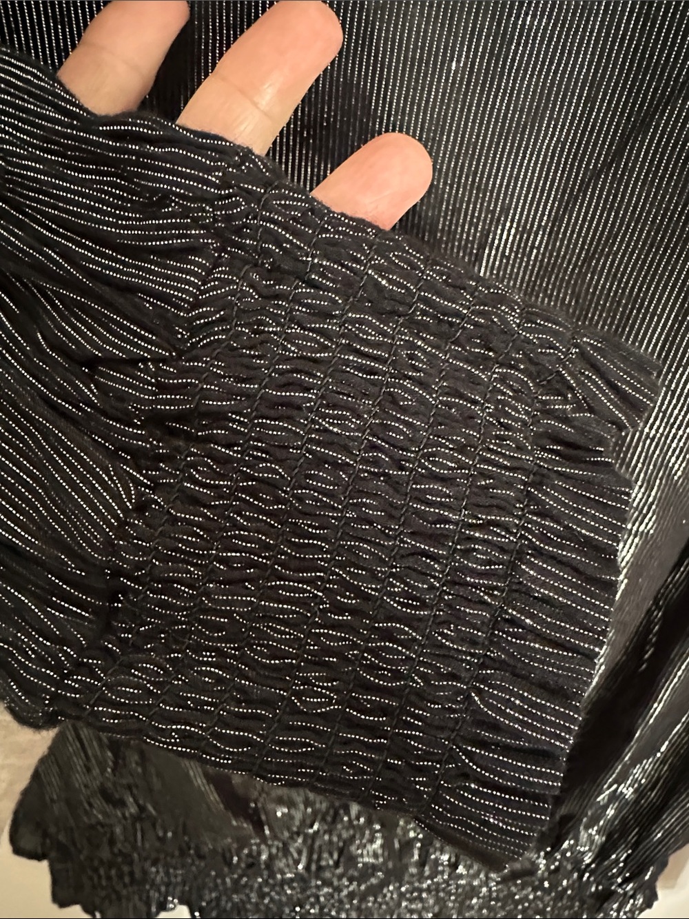 INC International Concepts Black Metallic-Striped V-Neck Blouse M - Picture 2 of 8
